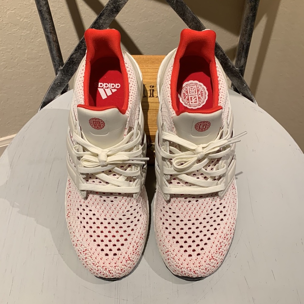 Mens Adidas Ultraboost ‘Tuan Yuan’ LTD size 10 hard to find - Picture 5 of 7